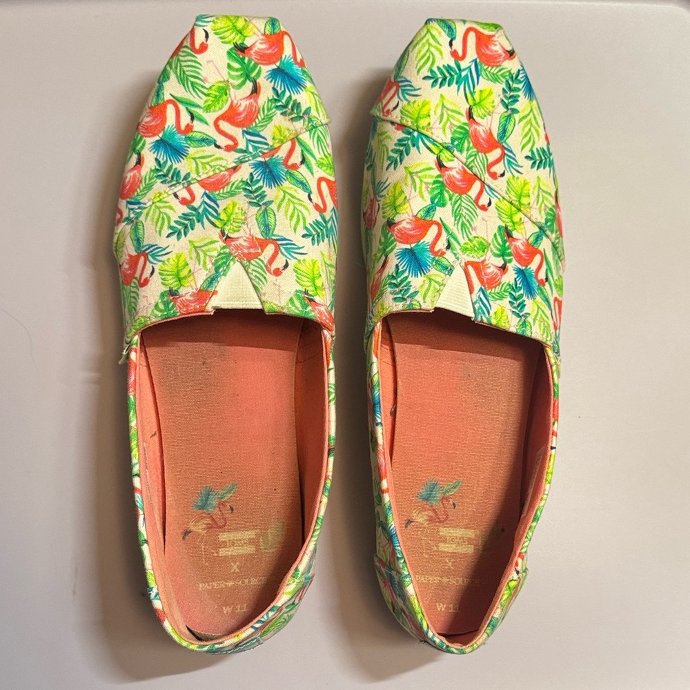 Toms Tropical Flamingo Print Slip-Ons